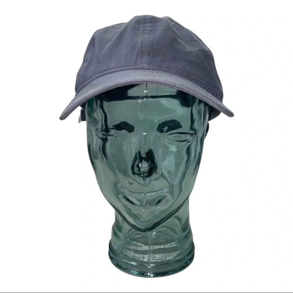 Adidas hat - Picture 3 of 3